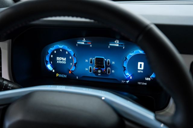 2025 Ford Bronco Heritage Edition 4X4, LIFTED, 20" FUEL, LEATHER | Carrollton, TX | Texas Vehicle Exchange