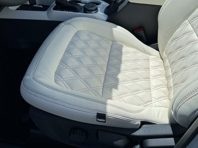 2025 Ford Bronco BAYSHORE BRONCO BLUSH PINK RETRO LEATHER | Plant City, FL | psv5 DEMO - Bayshore Automotive