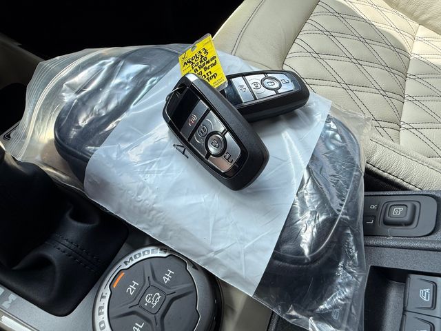 2025 Ford Bronco BAYSHORE CUSTOM HARDTOP LEATHER 37" NITTOs | Plant City, FL | psv5 DEMO - Bayshore Automotive 2025 Ford Bronco BAYSHORE CUSTOM HARDTOP LEATHER 37" NITTOs | Plant City, FL | psv5 DEMO - Bayshore Automotive