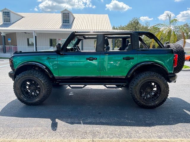 2025 Ford Bronco EMERALD 2-TONE BAYSHORE BRONCO ITALIAN LEATHER