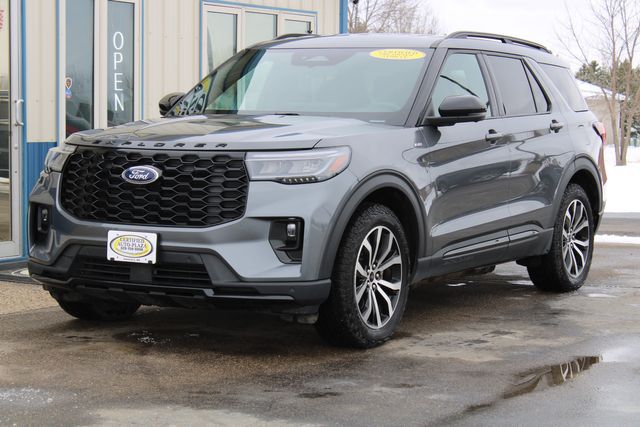 2025 Ford Explorer ST-Line AWD