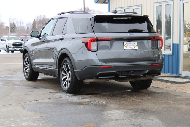2025 Ford Explorer ST-Line AWD