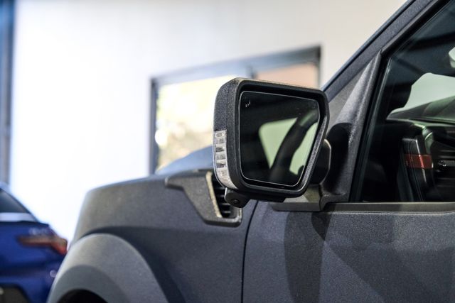 2025 Ford F-150 Raptor 4X4 DUPONT KEVLAR,BUMPERS,LIFTED, LEDS,20" | Carrollton, TX | Texas Vehicle Exchange