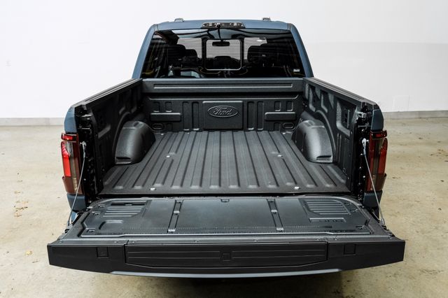 2025 Ford F-150 Raptor 4X4 DUPONT KEVLAR,BUMPERS,LIFTED, LEDS,20" | Carrollton, TX | Texas Vehicle Exchange