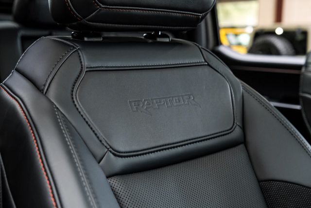 2025 Ford F-150 Raptor LIFTED, PANO ROOF, FUEL 20" WHEELS, NITTO | Carrollton, TX | Texas Vehicle Exchange