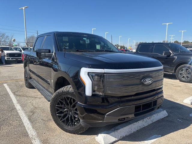 2025 Ford F-150 Lightning Lariat