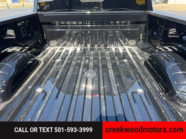 2025 Ford F-250 Super Duty Platinum 4x4 Powerstroke Diesel 20s Black LEVELED 2025 Ford F-250 Super Duty Platinum 4x4 Powerstroke Diesel 20s Black LEVELED