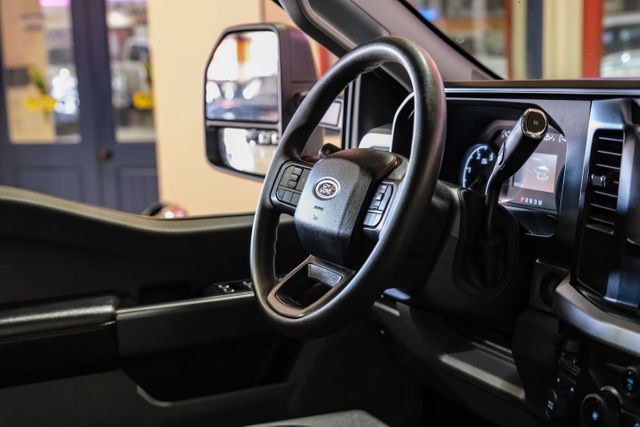 2025 Ford F-350 Super Duty XLT | Addison, TX | Mr Car Guys