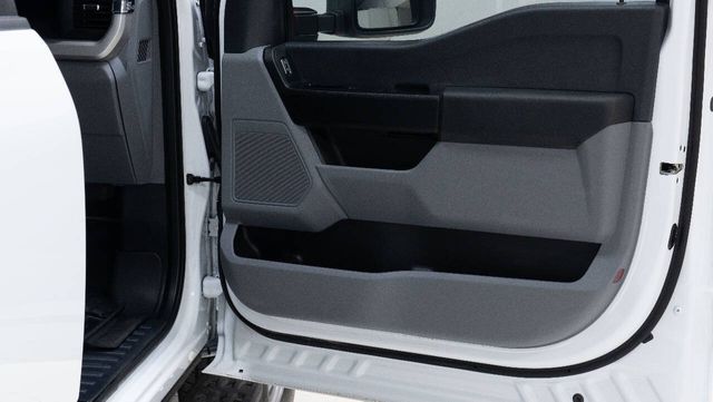 2025 Ford F-350 Super Duty XL 4x4 4dr Crew Cab 8 ft. LB SRW Pickup | Houston, TX | Houston Auto Credit