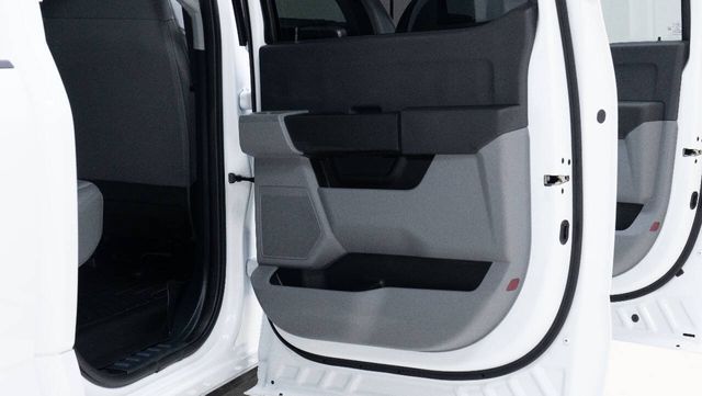 2025 Ford F-350 Super Duty XL 4x4 4dr Crew Cab 8 ft. LB SRW Pickup | Houston, TX | Houston Auto Credit 2025 Ford F-350 Super Duty XL 4x4 4dr Crew Cab 8 ft. LB SRW Pickup | Houston, TX | Houston Auto Credit