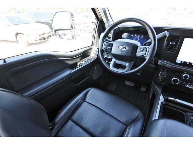 2025 Ford F-350 Super Duty Lariat