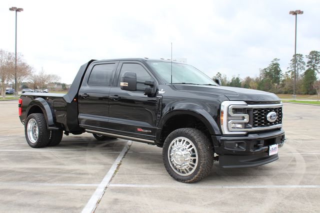 2025 Ford F-450 Super Duty Platinum | CONROE, TX | SportChassis/ Featherlite Trailers of Texas 2025 Ford F-450 Super Duty Platinum | CONROE, TX | SportChassis/ Featherlite Trailers of Texas
