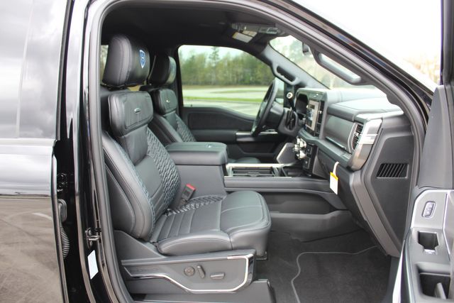 2025 Ford F-450 Super Duty Platinum | CONROE, TX | SportChassis/ Featherlite Trailers of Texas