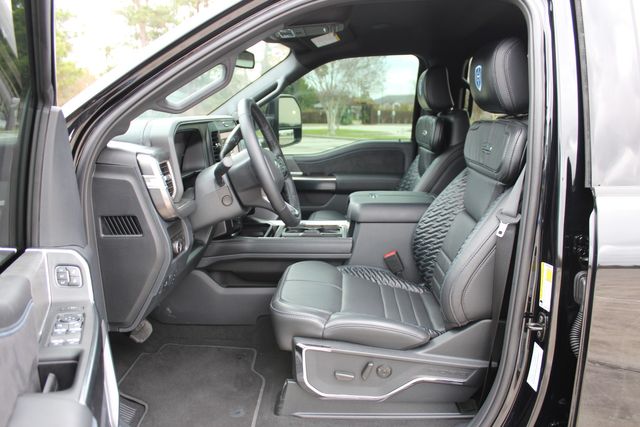 2025 Ford F-450 Super Duty Platinum | CONROE, TX | SportChassis/ Featherlite Trailers of Texas 2025 Ford F-450 Super Duty Platinum | CONROE, TX | SportChassis/ Featherlite Trailers of Texas