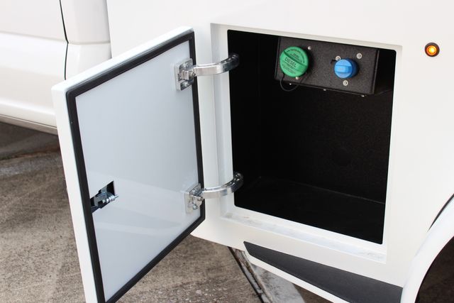 2025 Ford F-450 Super Duty Lariat Ultimate Pkg 4x4 DRW USA Haulers Alum Bed | CONROE, TX | SportChassis/ Featherlite Trailers of Texas