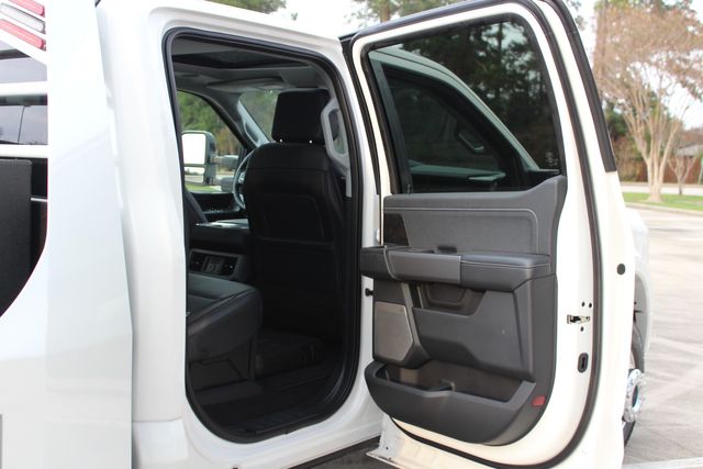 2025 Ford F-450 Super Duty Lariat Ultimate Pkg 4x4 DRW USA Haulers Alum Bed | CONROE, TX | SportChassis/ Featherlite Trailers of Texas