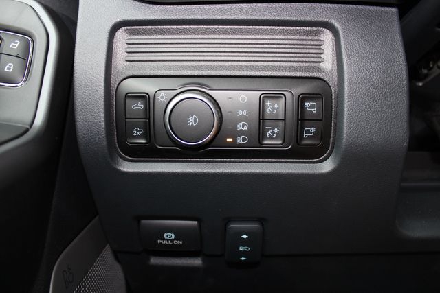 2025 Ford F-450 Super Duty Lariat Ultimate Pkg 4x4 DRW USA Haulers Alum Bed | CONROE, TX | SportChassis/ Featherlite Trailers of Texas