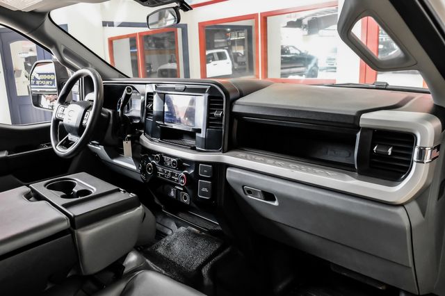 2025 Ford F-550 Super Duty XL