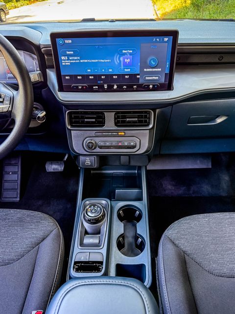 2025 Ford Maverick XL | Agoura Hills, CA | SoCal Auto Group 2025 Ford Maverick XL | Agoura Hills, CA | SoCal Auto Group