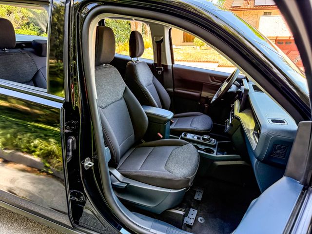 2025 Ford Maverick XL | Agoura Hills, CA | SoCal Auto Group 2025 Ford Maverick XL | Agoura Hills, CA | SoCal Auto Group