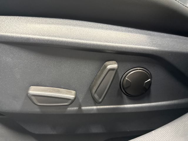 2025 Ford MUSTANG MACH-E SELECT 2025 Ford MUSTANG MACH-E SELECT