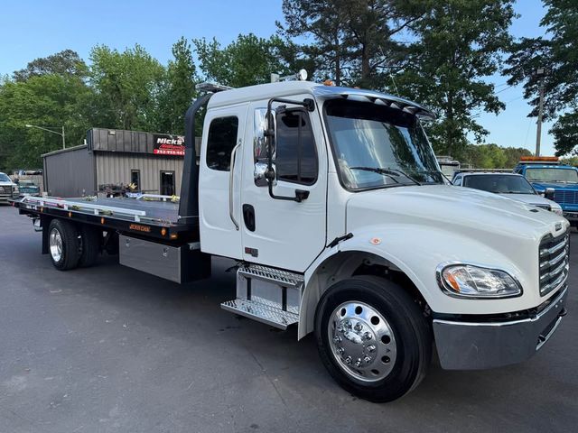 2025 Freightliner M106