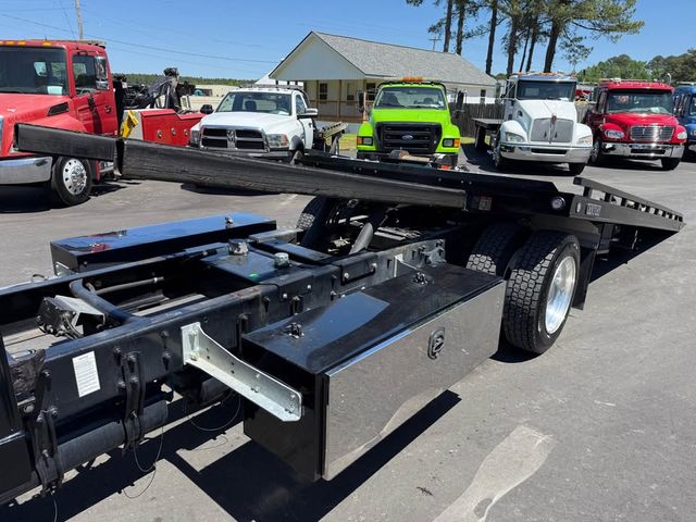 2025 Freightliner M106