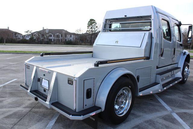 2025 Freightliner M2 106 PLUS SportChassis LH5 Luxury Hauler | CONROE, TX | SportChassis/ Featherlite Trailers of Texas 2025 Freightliner M2 106 PLUS SportChassis LH5 Luxury Hauler | CONROE, TX | SportChassis/ Featherlite Trailers of Texas