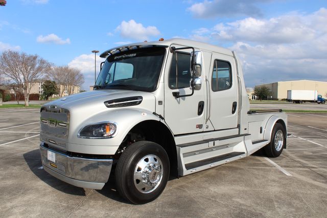 2025 Freightliner M2 106 PLUS SportChassis LH5 Luxury Hauler | CONROE, TX | SportChassis/ Featherlite Trailers of Texas 2025 Freightliner M2 106 PLUS SportChassis LH5 Luxury Hauler | CONROE, TX | SportChassis/ Featherlite Trailers of Texas