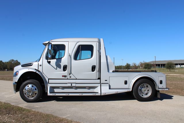 2025 Freightliner M2 106 PLUS SportChassis LH5 Luxury Hauler | CONROE, TX | SportChassis/ Featherlite Trailers of Texas 2025 Freightliner M2 106 PLUS SportChassis LH5 Luxury Hauler | CONROE, TX | SportChassis/ Featherlite Trailers of Texas