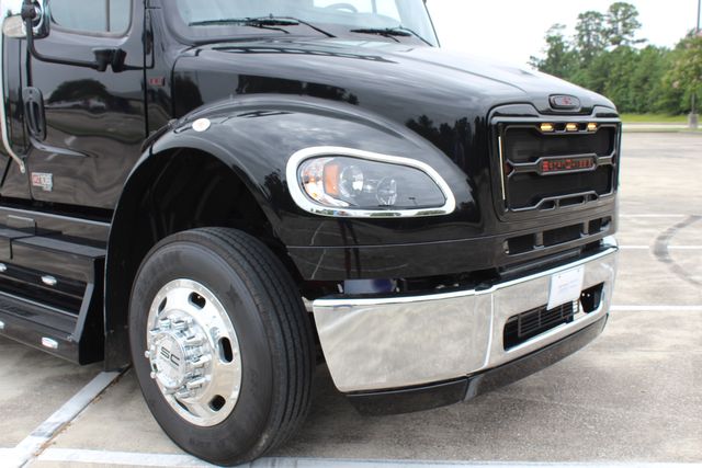 2025 Freightliner M2 106 PLUS SportChassis LH5 Luxury Hauler Truck | CONROE, TX | SportChassis/ Featherlite Trailers of Texas 2025 Freightliner M2 106 PLUS SportChassis LH5 Luxury Hauler Truck | CONROE, TX | SportChassis/ Featherlite Trailers of Texas