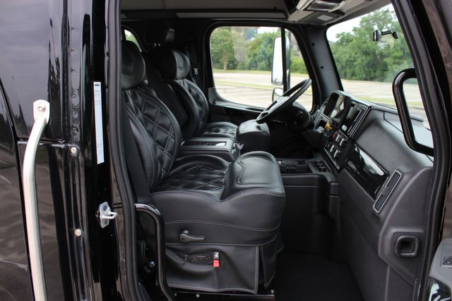 2025 Freightliner M2 106 PLUS SportChassis LH5 Luxury Hauler Truck | CONROE, TX | SportChassis/ Featherlite Trailers of Texas 2025 Freightliner M2 106 PLUS SportChassis LH5 Luxury Hauler Truck | CONROE, TX | SportChassis/ Featherlite Trailers of Texas