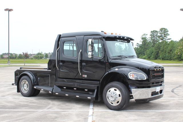 2025 Freightliner M2 106 PLUS SportChassis LH5 Luxury Hauler Truck | CONROE, TX | SportChassis/ Featherlite Trailers of Texas 2025 Freightliner M2 106 PLUS SportChassis LH5 Luxury Hauler Truck | CONROE, TX | SportChassis/ Featherlite Trailers of Texas