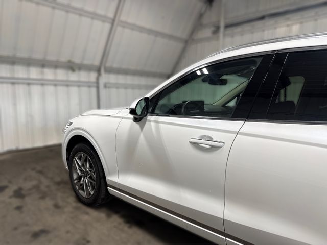 2025 Genesis GV70 BASE