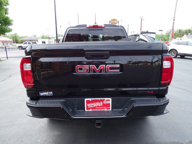 2025 GMC Canyon AT4