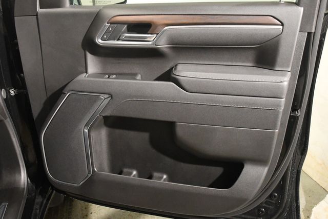 2025 GMC Sierra 1500 SLT | Branford, CT | Sound Auto Wholesalers 2025 GMC Sierra 1500 SLT | Branford, CT | Sound Auto Wholesalers