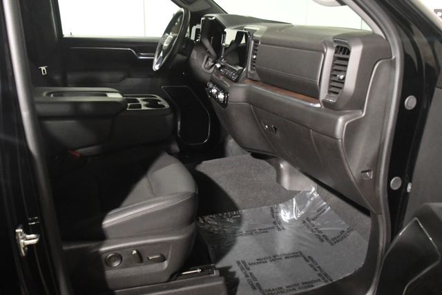 2025 GMC Sierra 1500 SLT | Branford, CT | Sound Auto Wholesalers