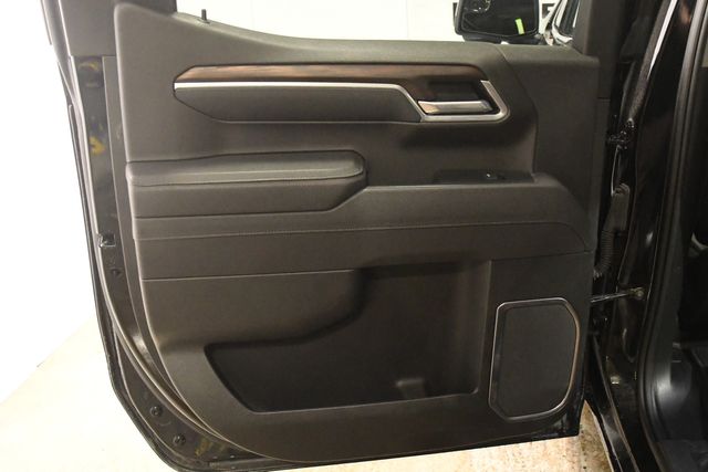 2025 GMC Sierra 1500 SLT | Branford, CT | Sound Auto Wholesalers