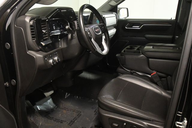 2025 GMC Sierra 1500 SLT | Branford, CT | Sound Auto Wholesalers