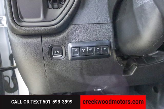 2025 GMC Sierra 2500HD Pro 2WD Long Bed Regular Cab 6.6L GAS 1 Owner NICE