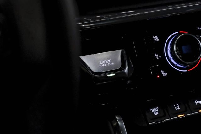 2025 GMC Sierra 3500HD Denali Ultimate BDS LIFT 22" Fuel 37" TOYO M/T Tx | Dallas, TX | East Dallas Diesel 2025 GMC Sierra 3500HD Denali Ultimate BDS LIFT 22" Fuel 37" TOYO M/T Tx | Dallas, TX | East Dallas Diesel