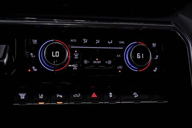 2025 GMC Sierra 3500HD Denali Ultimate BDS LIFT 22" Fuel 37" TOYO M/T Tx | Dallas, TX | East Dallas Diesel 2025 GMC Sierra 3500HD Denali Ultimate BDS LIFT 22" Fuel 37" TOYO M/T Tx | Dallas, TX | East Dallas Diesel