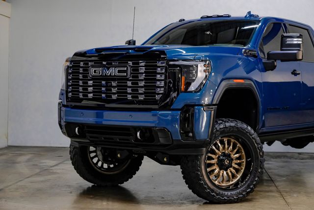 2025 GMC Sierra 3500HD Denali Ultimate BDS LIFT 22" Fuel 37" TOYO M/T Tx | Dallas, TX | East Dallas Diesel 2025 GMC Sierra 3500HD Denali Ultimate BDS LIFT 22" Fuel 37" TOYO M/T Tx | Dallas, TX | East Dallas Diesel