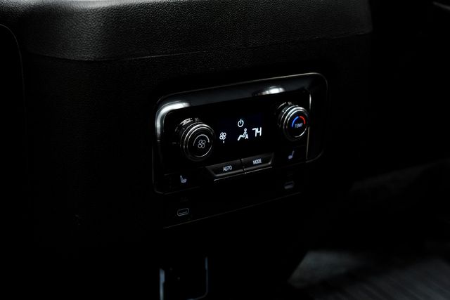 2025 GMC Yukon AT4 4X4,LIFTED,ROOF,360 CAM,HTD/COOL LTH,20'S,8K | Carrollton, TX | Texas Vehicle Exchange