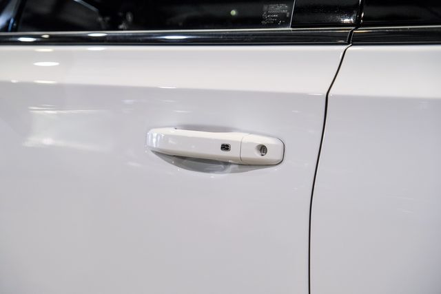 2025 GMC Yukon AT4 4X4,LIFTED,ROOF,360 CAM,HTD/COOL LTH,20'S,8K | Carrollton, TX | Texas Vehicle Exchange