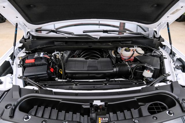 2025 GMC Yukon AT4 4X4,LIFTED,ROOF,360 CAM,HTD/COOL LTH,20'S,8K | Carrollton, TX | Texas Vehicle Exchange