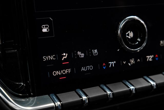 2025 GMC Yukon XL Elevation PREMIUM 4WD HUD, ROOF, 360 CAM, DURAMAX | Carrollton, TX | Texas Vehicle Exchange 2025 GMC Yukon XL Elevation PREMIUM 4WD HUD, ROOF, 360 CAM, DURAMAX | Carrollton, TX | Texas Vehicle Exchange