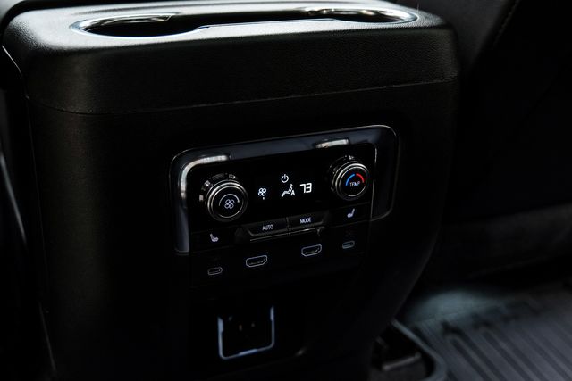 2025 GMC Yukon XL Elevation PREMIUM 4WD HUD, ROOF, 360 CAM, DURAMAX | Carrollton, TX | Texas Vehicle Exchange 2025 GMC Yukon XL Elevation PREMIUM 4WD HUD, ROOF, 360 CAM, DURAMAX | Carrollton, TX | Texas Vehicle Exchange