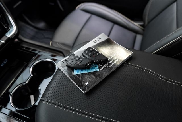 2025 GMC Yukon XL Elevation PREMIUM 4WD HUD, ROOF, 360 CAM, DURAMAX | Carrollton, TX | Texas Vehicle Exchange 2025 GMC Yukon XL Elevation PREMIUM 4WD HUD, ROOF, 360 CAM, DURAMAX | Carrollton, TX | Texas Vehicle Exchange