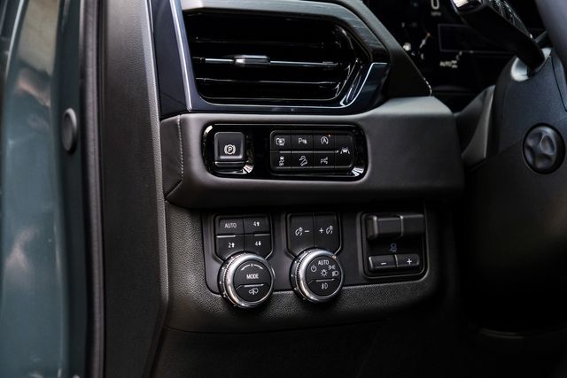 2025 GMC Yukon XL AT4 Ultimate ,4WD,LIFTED,22" VOSSENS,DVD,DIESEL | Carrollton, TX | Texas Vehicle Exchange